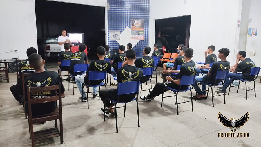 Primeira turma do Projeto Águia em aula no ano de 2022