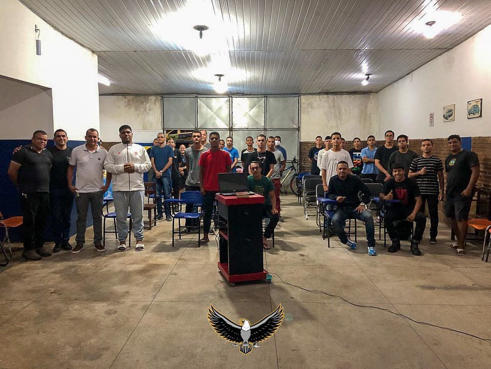Turma do Projeto Águia reunida no ano de 2024